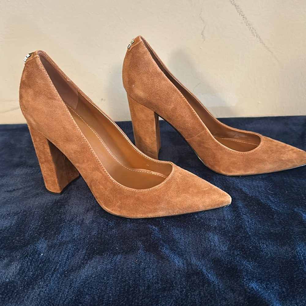 Suede block heel pumps, like new